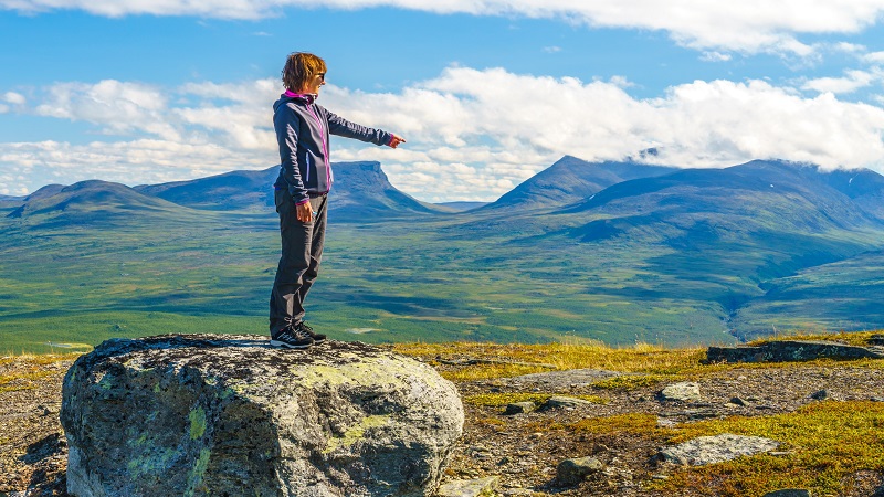 Vi ser Lapporten på avstånd under färden till Lofoten