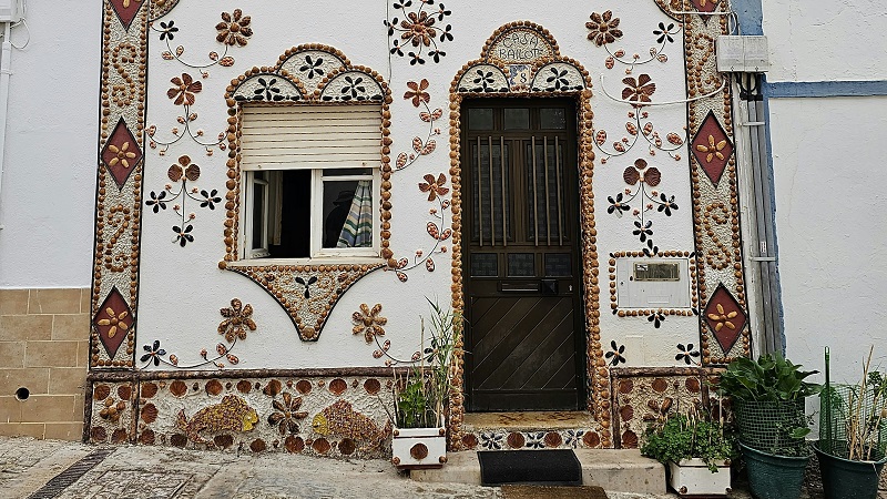 Typiskt hus i Albufeira